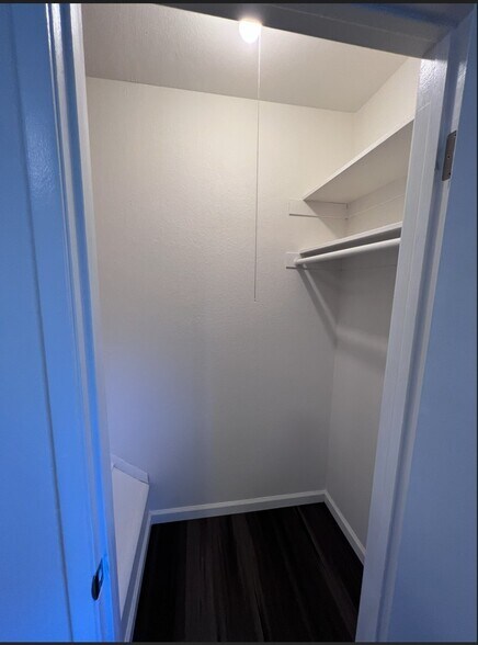 Building Photo - 1155 Delphinium St