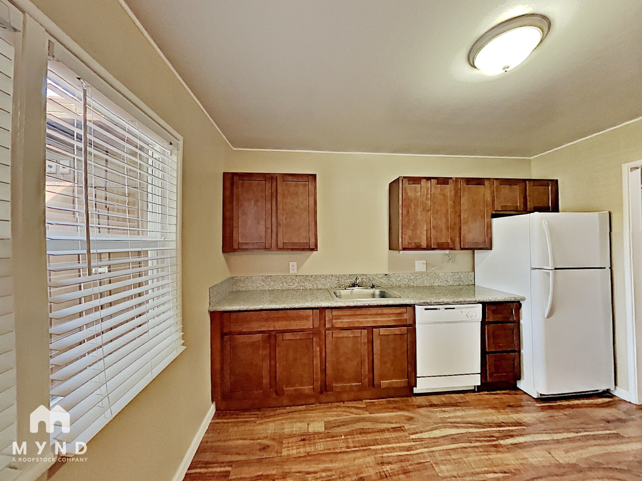 Building Photo - 7 Garrison Dr