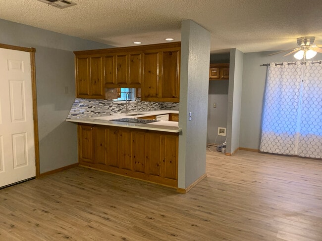 Building Photo - 649 Fire Light Dr