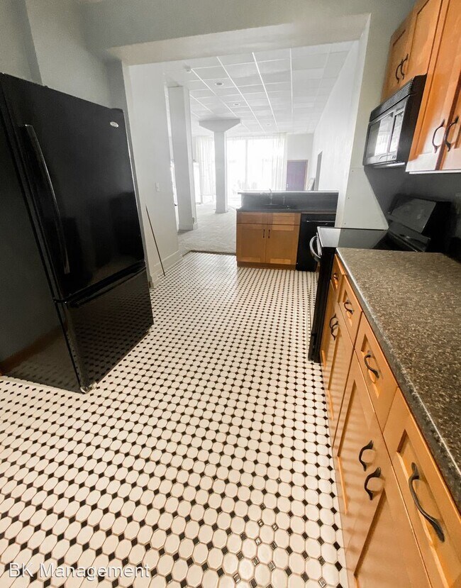 Building Photo - 2 br, 2.5 bath House - 509 Columbia Street