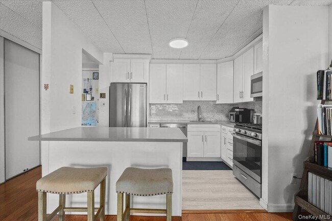 Building Photo - 3220 Fairfield Ave