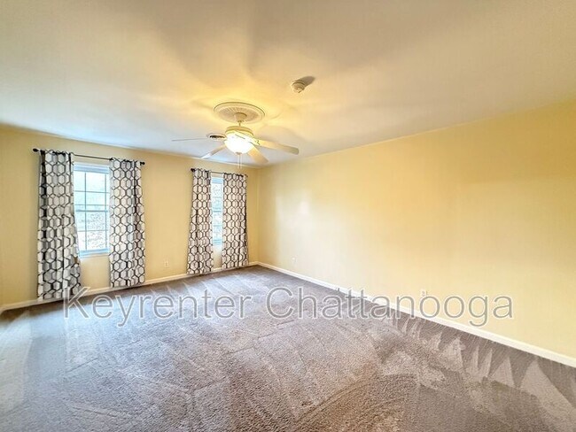 Building Photo - 9512 Imperial Dr