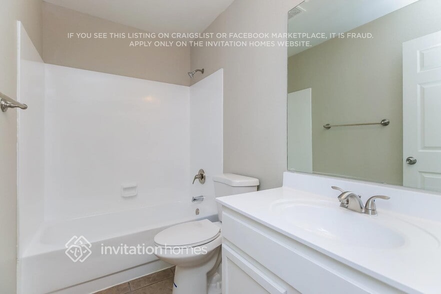 Building Photo - 1232 W Seascape Dr