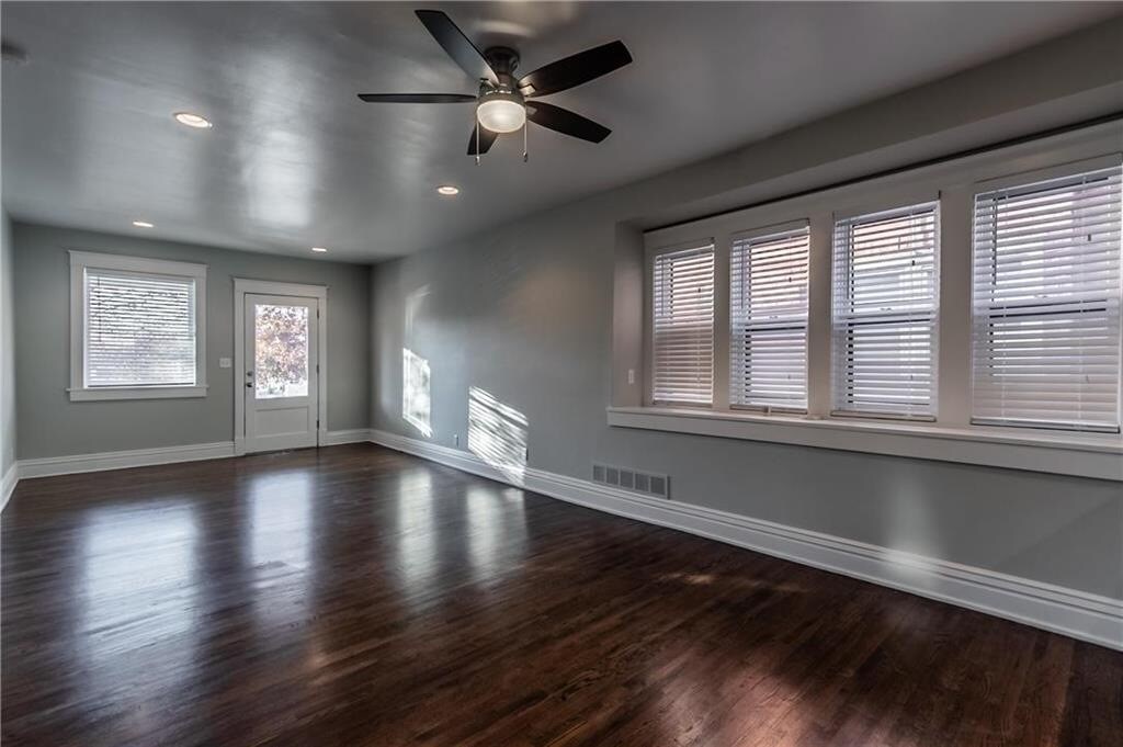 Building Photo - 3535 Jefferson St