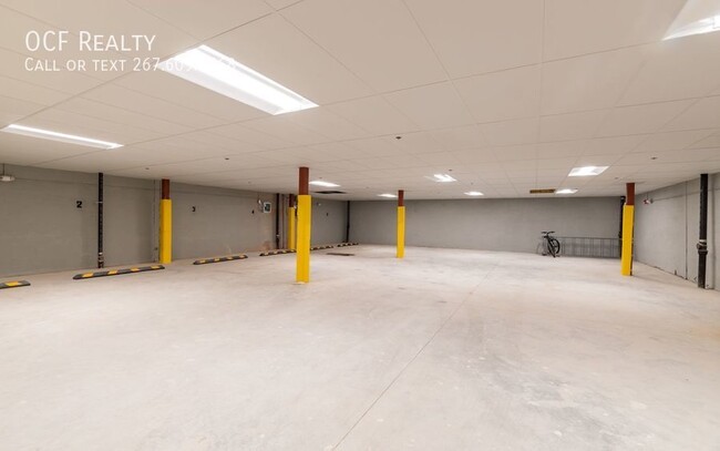 Building Photo - Two Bed Brewerytown Apartment