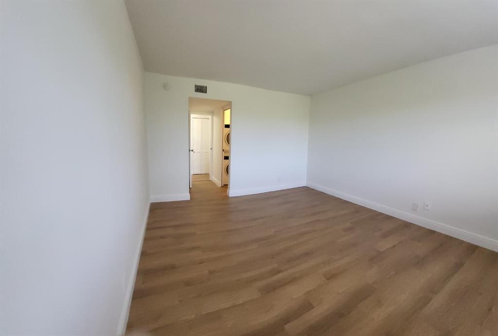 Building Photo - 4354 NW 9th Ave
