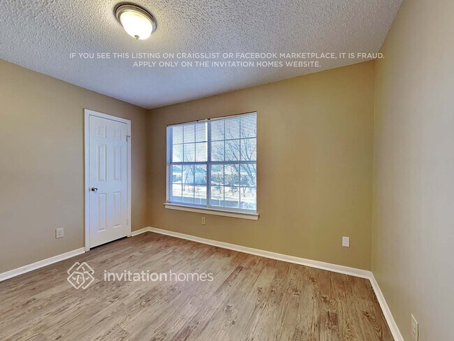 Building Photo - 3409 Windchase Dr