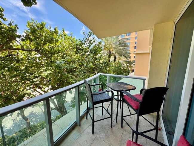 Building Photo - 2501 S Ocean Dr