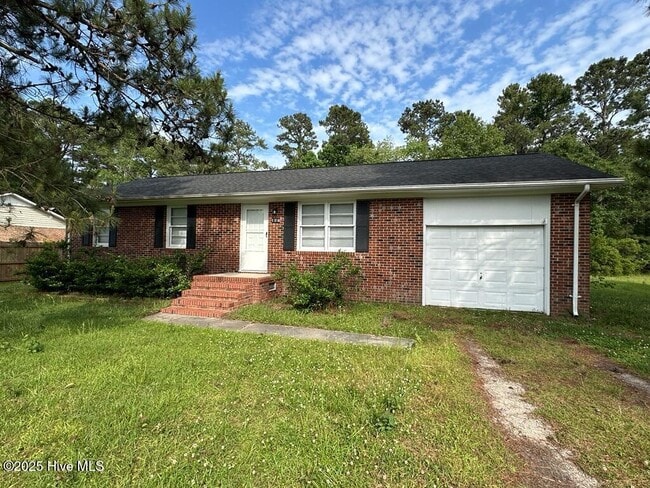 Primary Photo - 107 Queens Rd