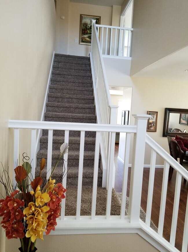 Building Photo - 1838 Amargosa Dr