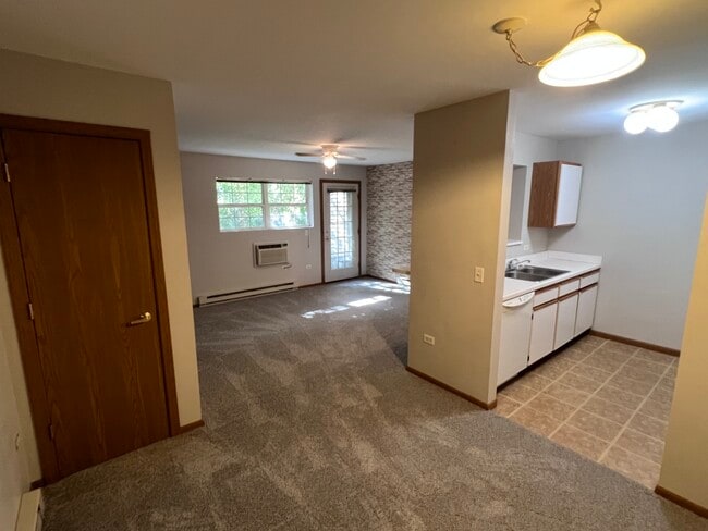 Building Photo - 330 Cunat Blvd