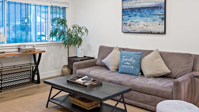 Building Photo - 135 69th St