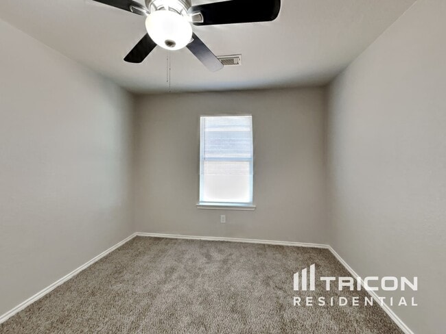 Building Photo - 12439 Sterlingstone Dr