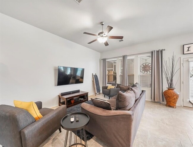 Building Photo - 17023 Canosa Dr