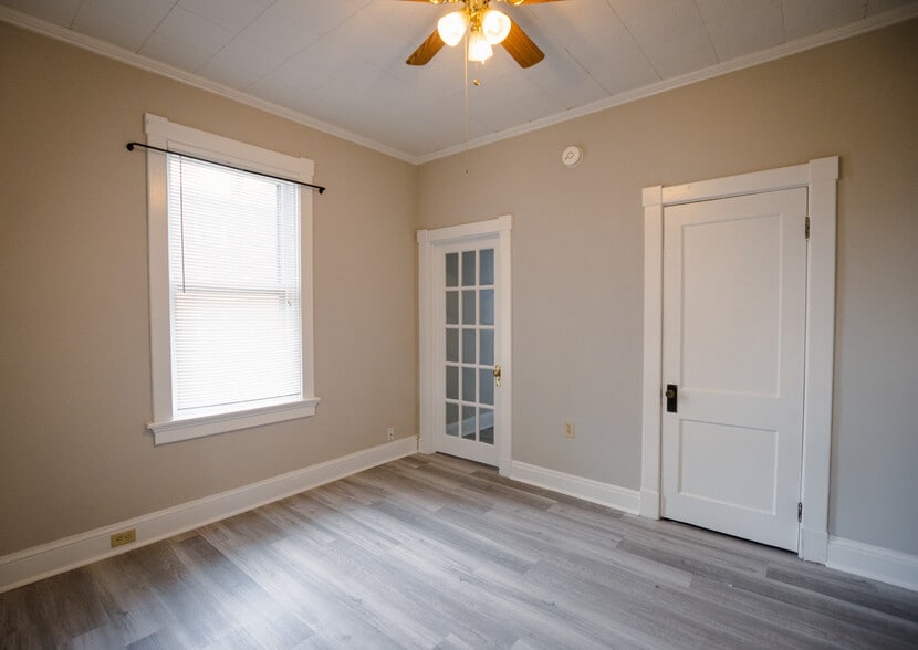 UNIT D BEDROOM - 813 N Market St