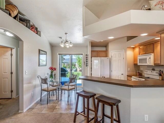Building Photo - 10524 W Black Fang CT