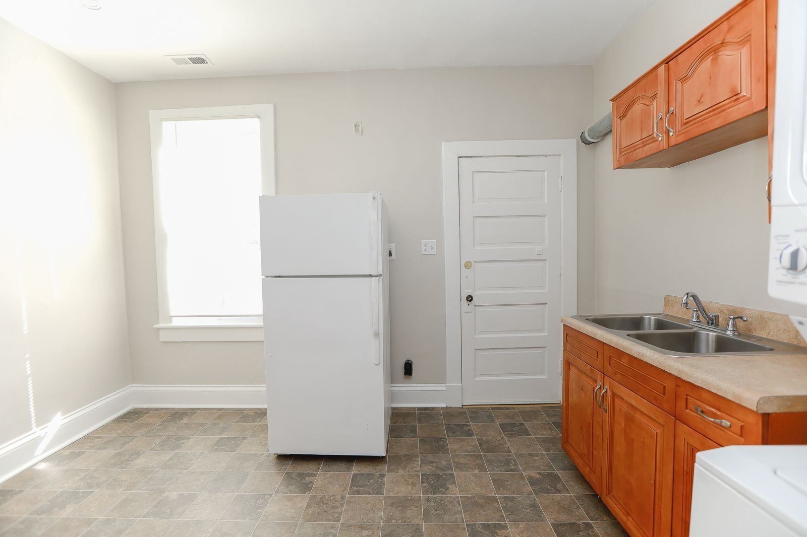 Building Photo - 1439 Moultrie Ave