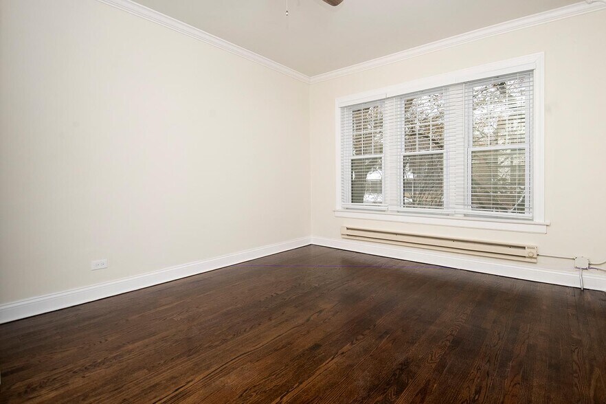 Building Photo - 1130 Maple