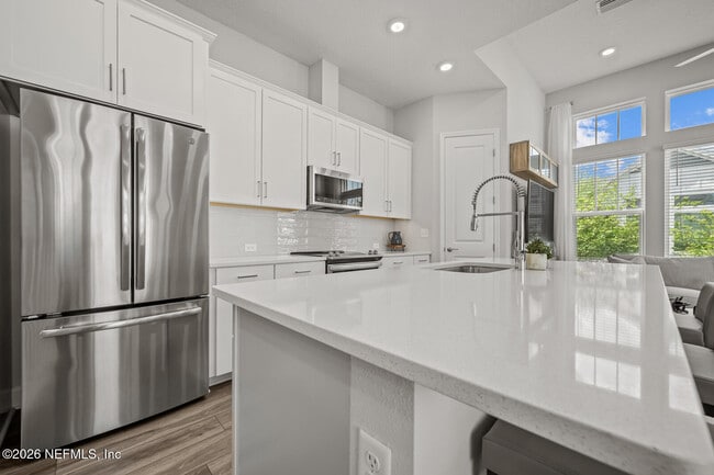 Building Photo - 7440 Loggerhead Ct