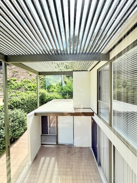 Building Photo - 4126 Del Mar Ave