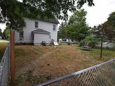 Building Photo - 12 High St