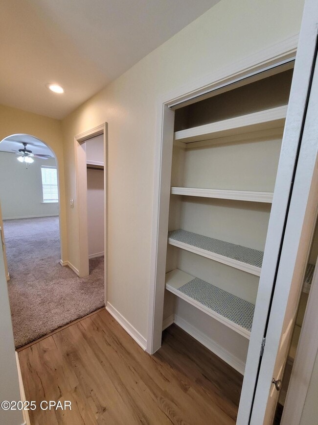 Building Photo - 3225 Azalea Cir