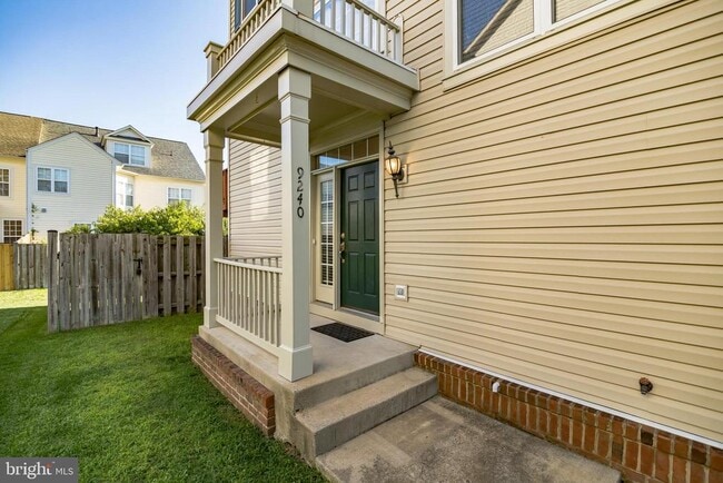 Building Photo - 9240 Cascade Falls Dr