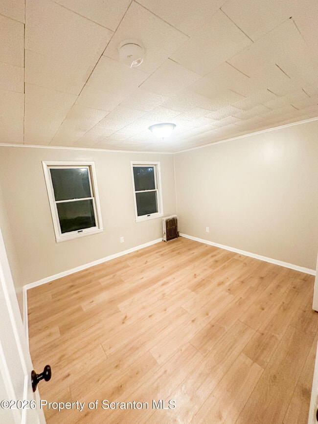 Building Photo - 833 George St