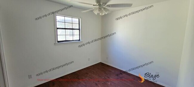 Building Photo - Martin Rd 2 Bedroom 1 Bath