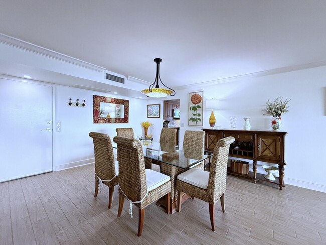 Building Photo - 3546 S Ocean Blvd