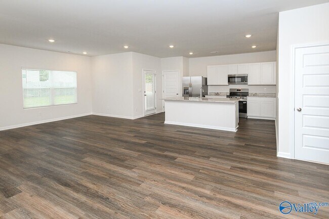 Building Photo - 231 Murphy Ln