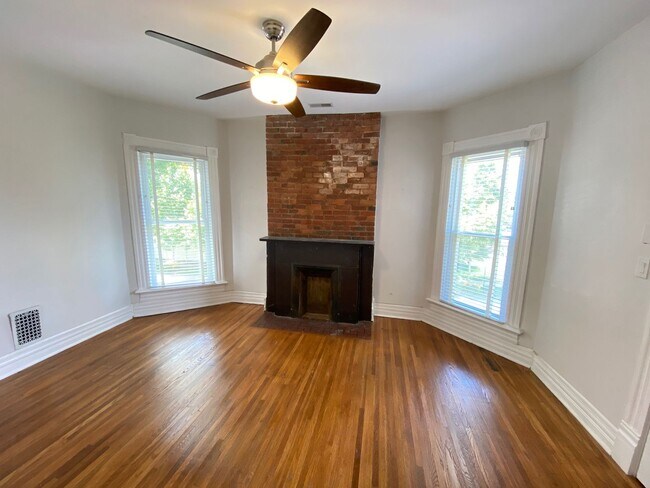 Building Photo - W King Ave 103-103.5 MLR