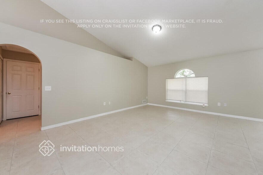 Building Photo - 758 Del Prado Dr