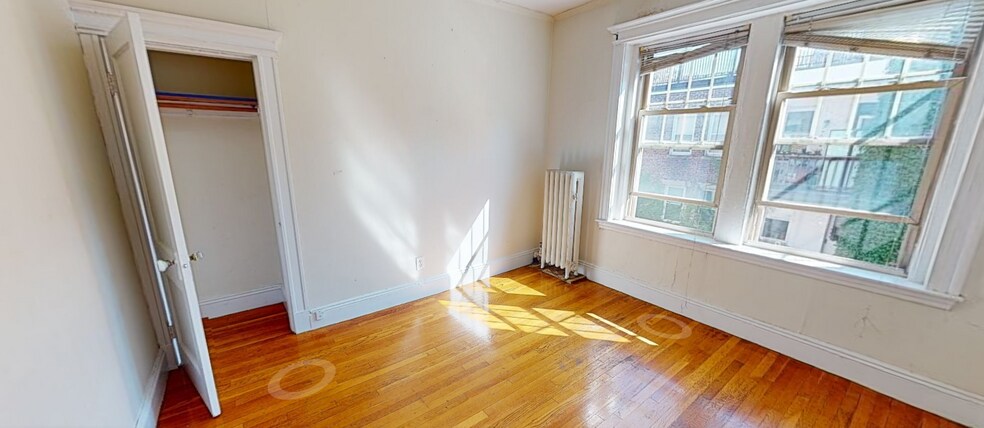 Building Photo - 1776 Beacon St