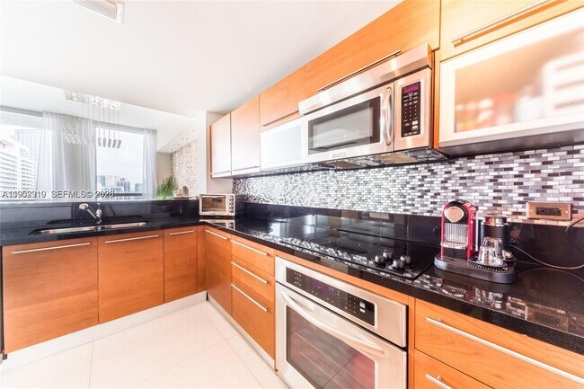 Building Photo - 244 Biscayne Blvd