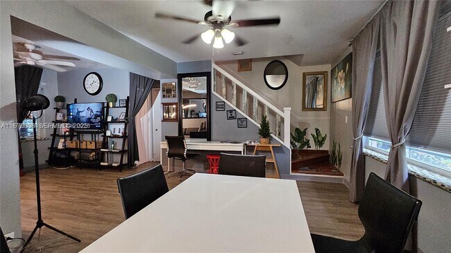 Building Photo - 3600 S Le Jeune Rd