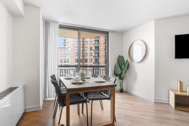 Building Photo - 801 15th St S