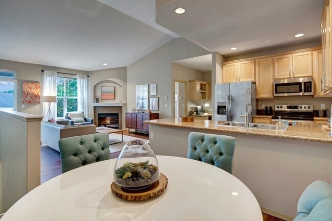 Building Photo - The Villas at Kennedy Creek Apartments