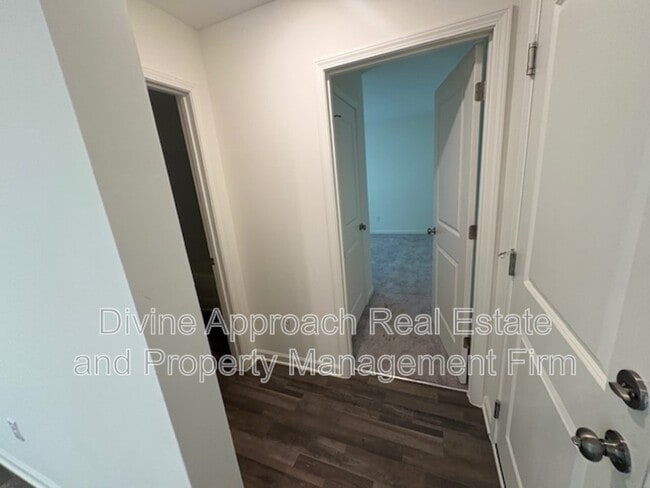 Building Photo - 1609 U W Clemon Dr
