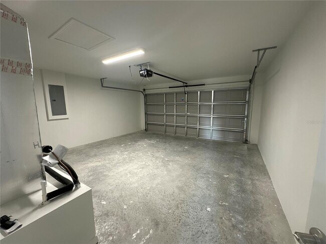 Building Photo - 115 Juniper Run