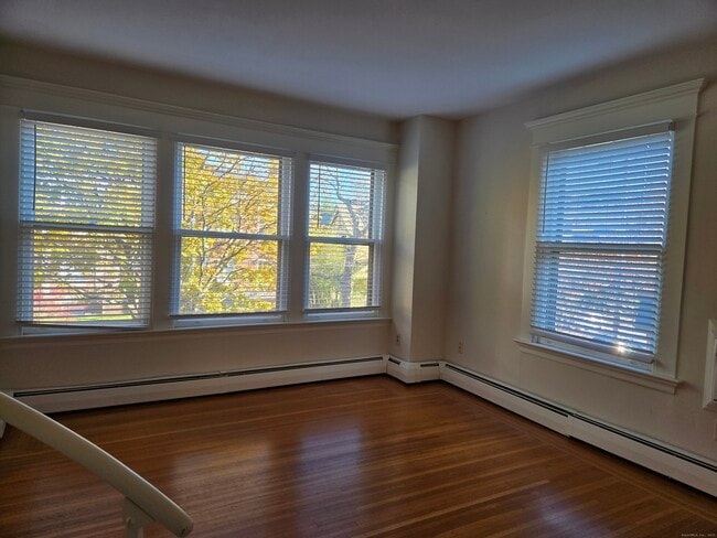 Building Photo - 188 Cold Spring St