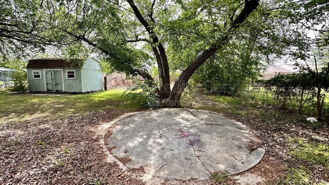 Building Photo - 6808 NW 59th St