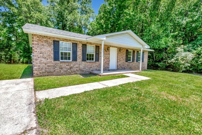 Building Photo - Charming single-story ranch-style home loc...