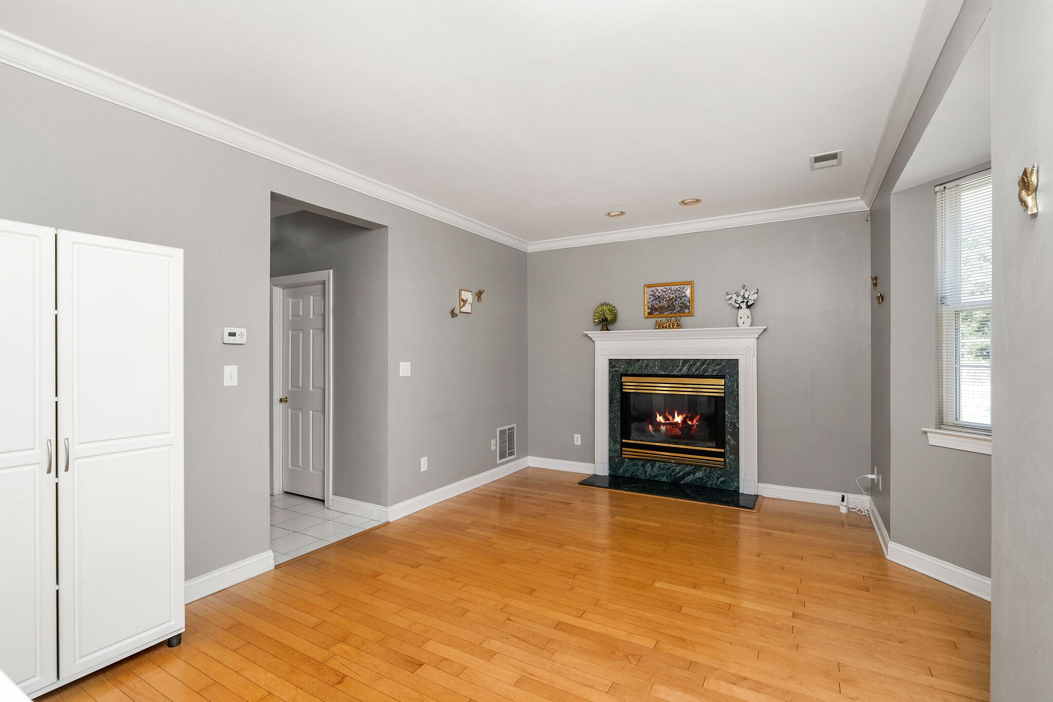 Building Photo - 412 Denow Rd
