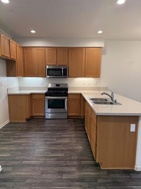 Building Photo - 727 Anastasia Ct