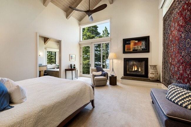 Building Photo - Tahoe Elegance