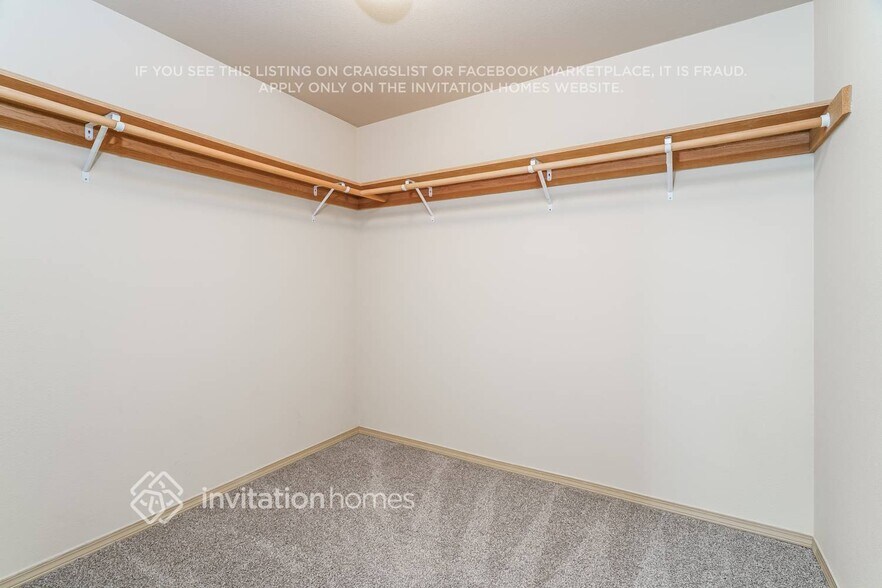 Building Photo - 17917 72nd Ave E