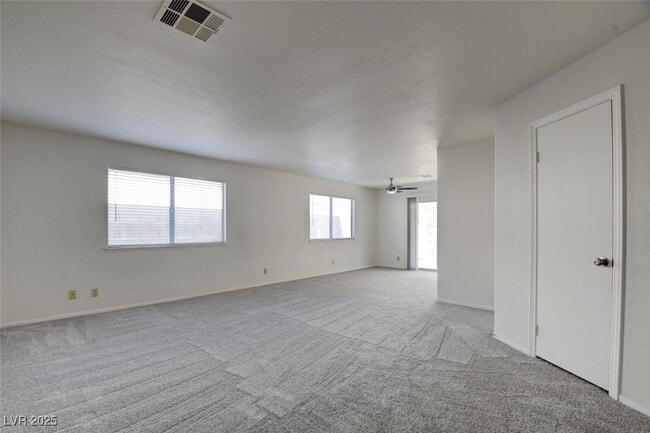 Building Photo - 8216 Carmen Blvd