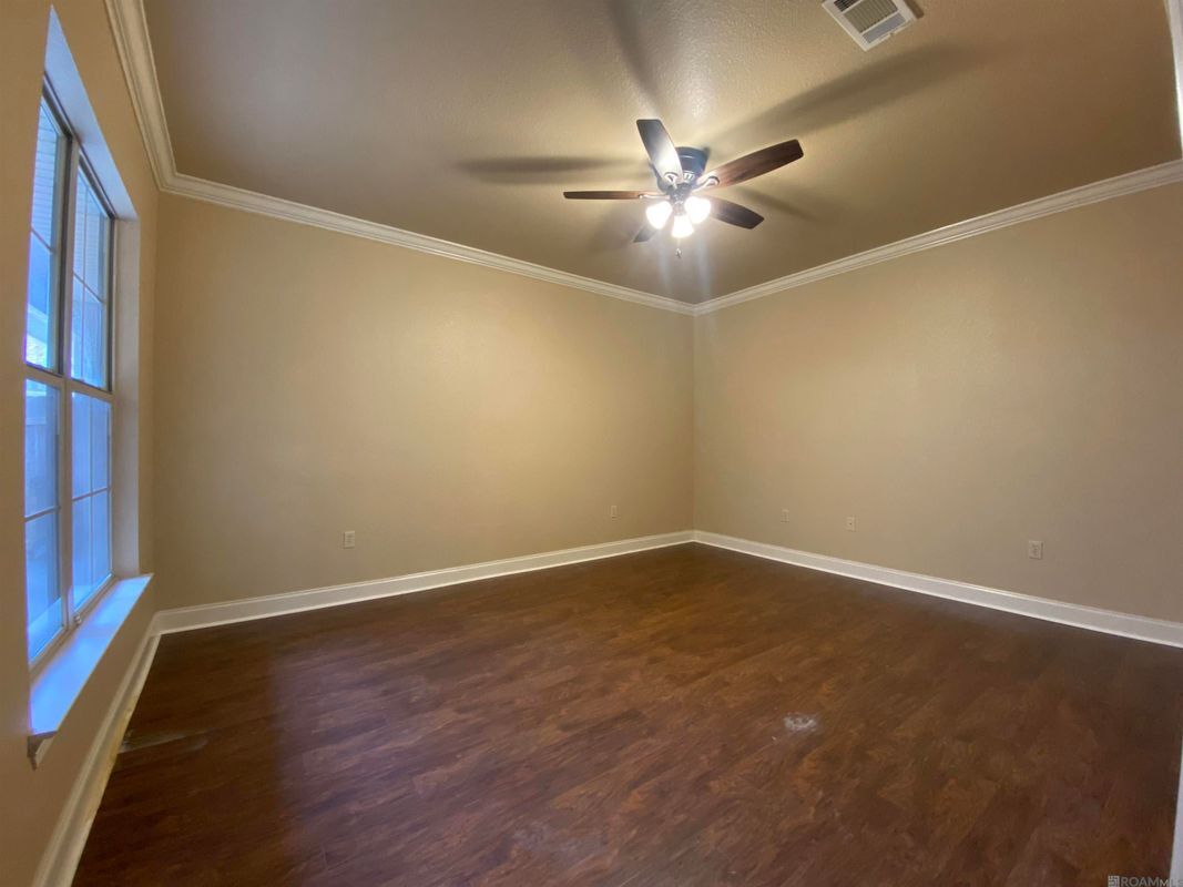 Building Photo - 4848 Windsor Village Dr