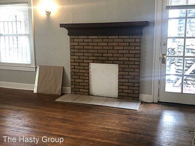 Building Photo - 3 br, 1 bath House - 3310 Agnes Ave